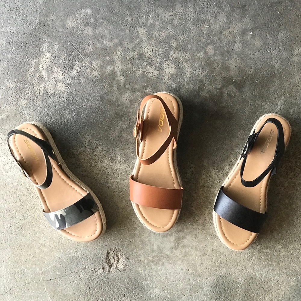 Size 6.5 Soda Clip Tan FlatForm Espadrille Sandal - Picture 7 of 9